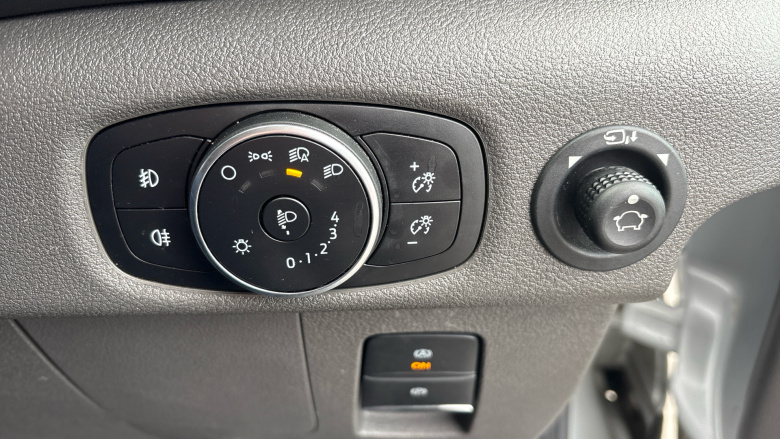 Ford Transit 350 L3 Diesel Fwd 2.0 EcoBlue 165ps H2 Limited Van Auto [Nav]